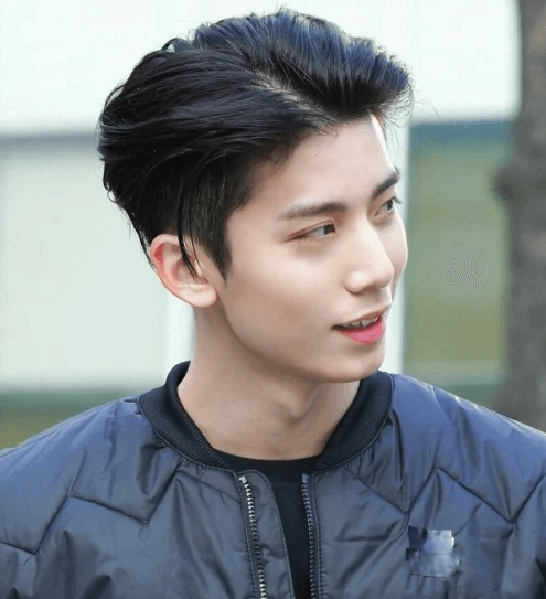Middle Part — Korean men's hairstyle