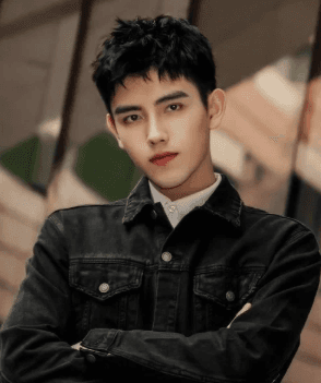 Textured Crop — Korean men's hairstyle