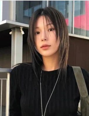 Sleek Layered Korean Hair — Korean women's hairstyle